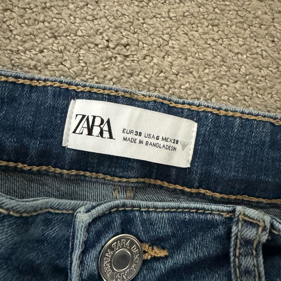Zara Jeans - Picture 2 of 4